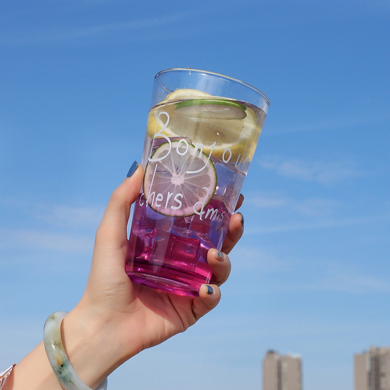 2022 New style water cup with straw, cute, portable, heat-resistant and explosion-proof transparent glass cup, girlish cup for students Application Scenario