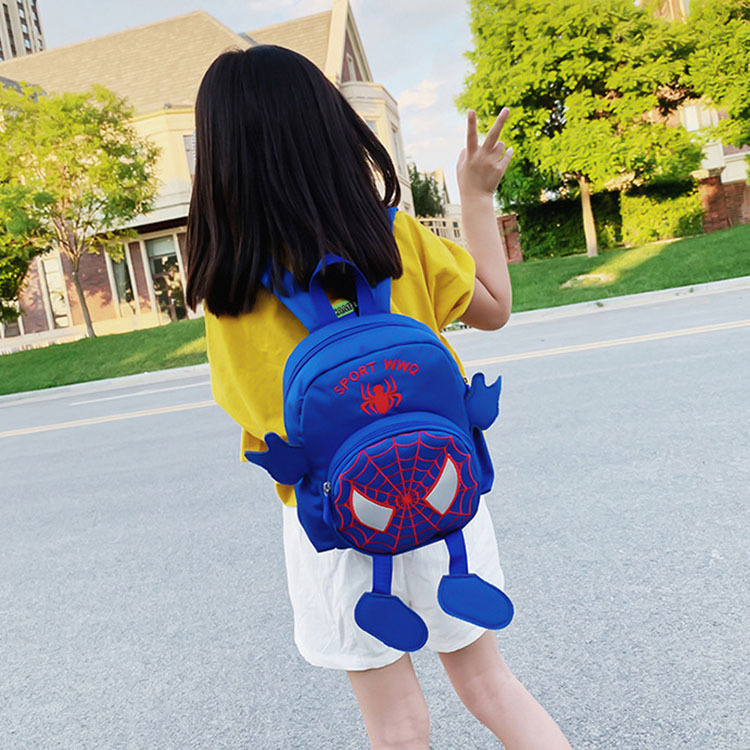 Kindergarten small schoolbag for boys, girls, children, 1-3-5 years old, cartoon anti-wandering and anti-loss backpack for infants and toddlers details Picture