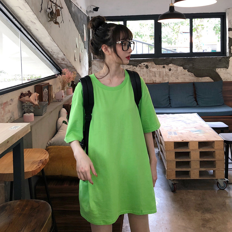Factory direct sales of short-sleeved T-shirts for women, 2021 new spring and summer, round neck loose, versatile for students, base layer top, trendy on Instagram Application Scenario