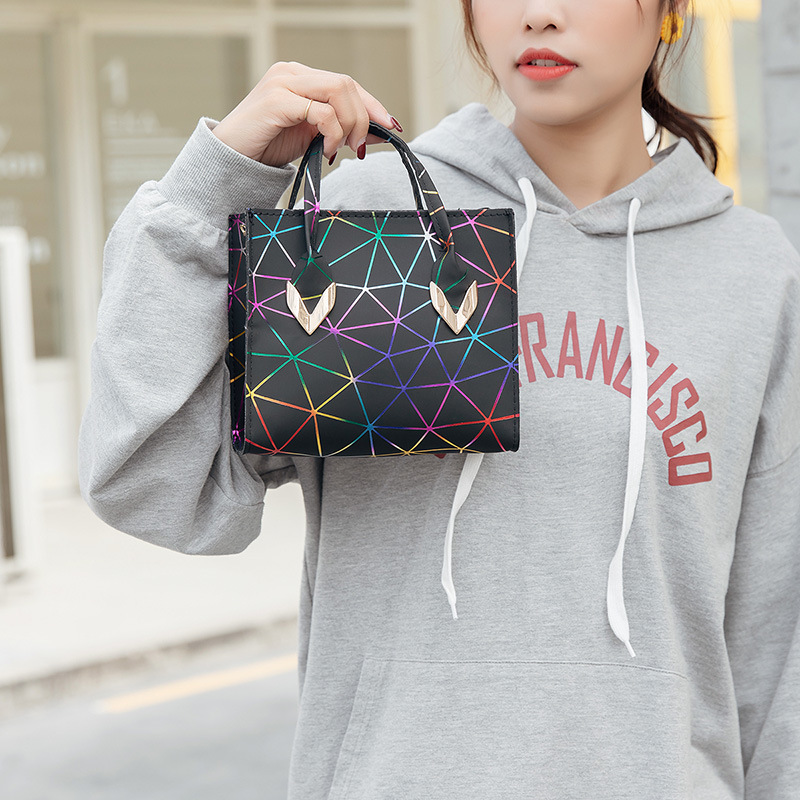 Women's bag 2021 New style diamond chain Kelly Bag, small square bag, Casual mobile phone bag, foreign trade bag Specification image