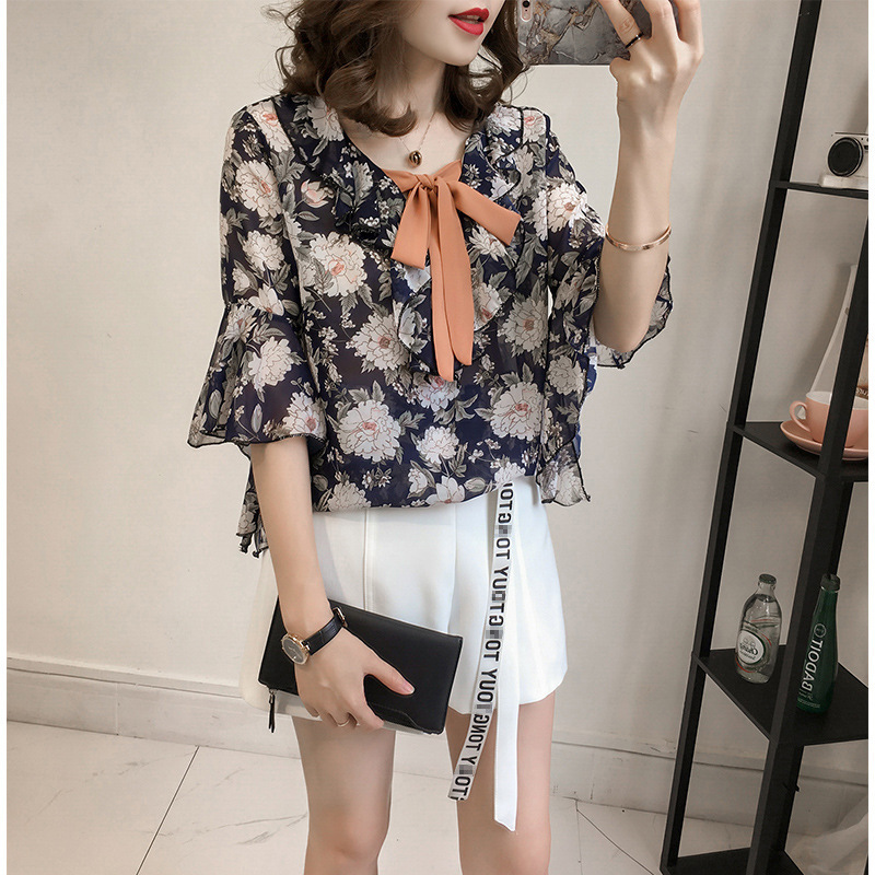 Summer new collection: A fresh and delicate floral chiffon blouse with a bow tie for women, a three-quarter sleeve ruffled top and a base layer for women Specification image