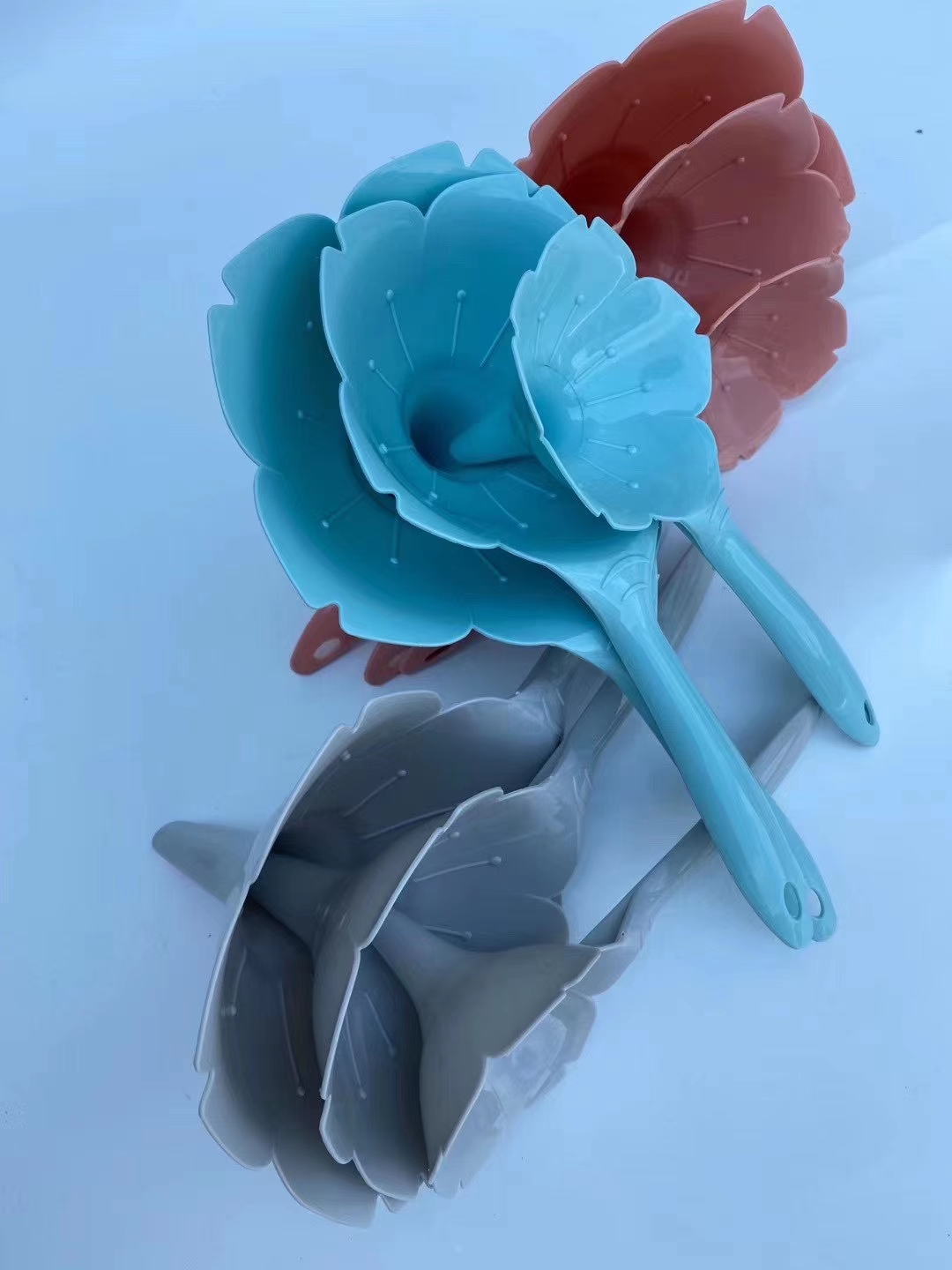 New plastic funnel