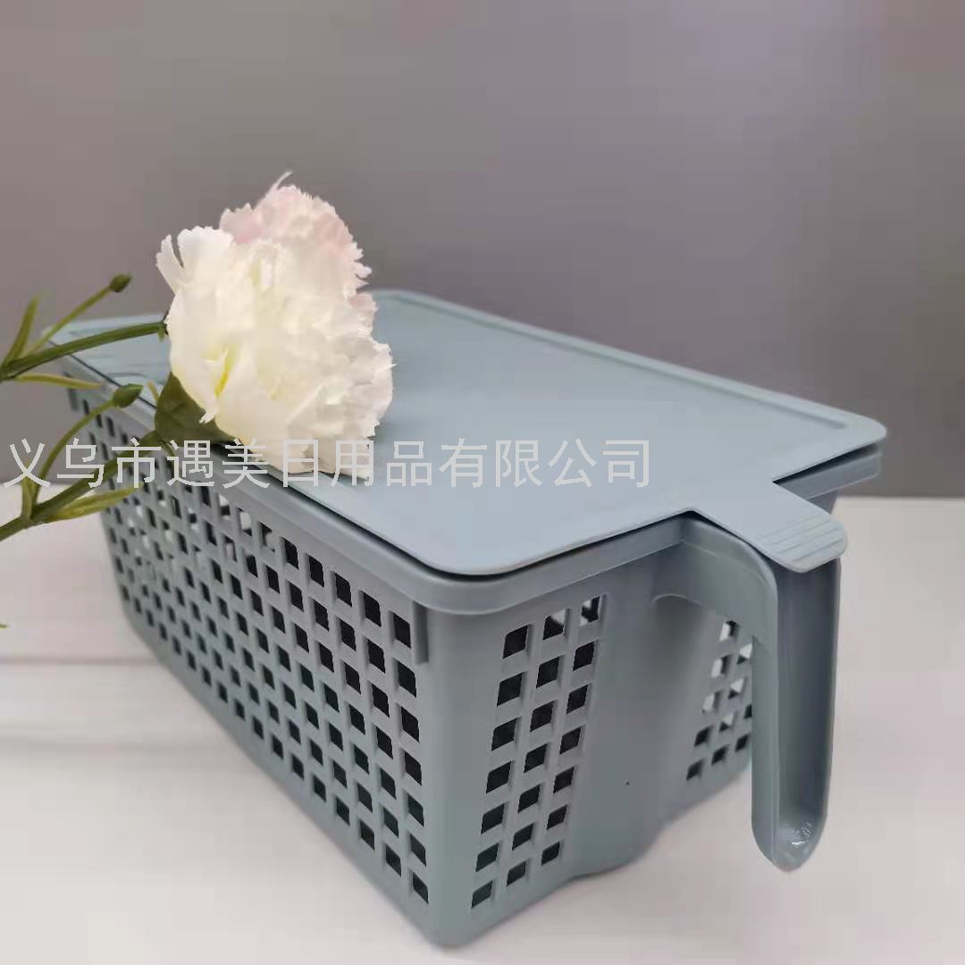 Desktop plastic storage basket, bedroom kitchen, bathroom cosmetics storage basket with handle, organizing and storage basket details Picture