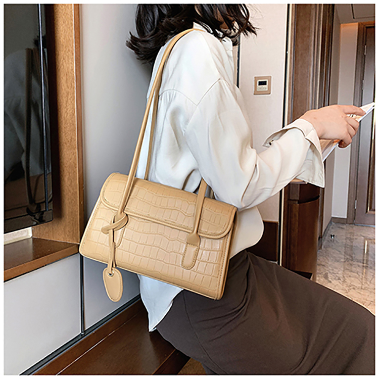 Yiding Luggage's trendy Women's Bag 9003, a new crocodile pattern fashionable single-shoulder crossbody bag Specification image