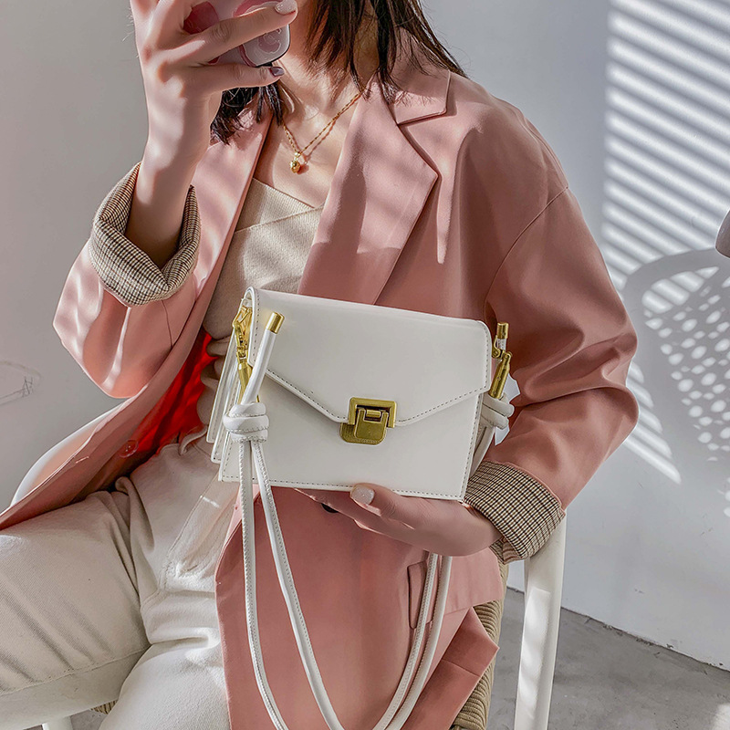 Spring and Summer new trendy and elegant bag for women, 2021 Instagram fashion single-shoulder crossbody bag, fresh solid color small square bag Spring and Summer new trendy and elegant bag for women, 2021 Instagram fashion single-shoulder crossbody bag, fresh solid color small square bag