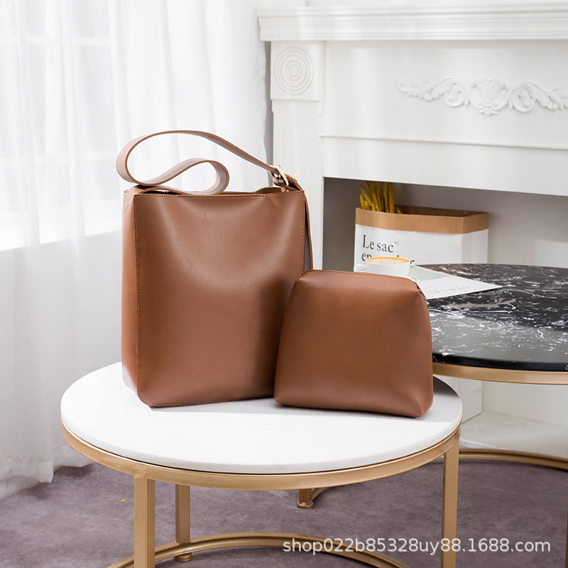 Bag Girl 2021 New mother-and-child bag factory wholesale Korean style trendy crossbody PU women's bag, fashionable single-shoulder bucket bag