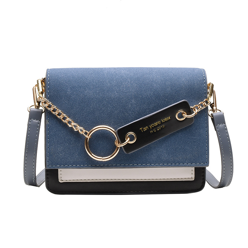 A 2022 new trendy Korean-style chain single-shoulder crossbody small square bag with a contrasting color, fashionable pu women's bag Item Picture