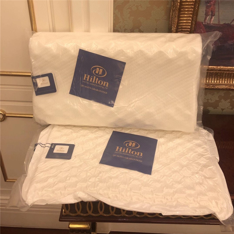 Wechat business explosion Hilton pillow core Q bullet latex memory pillow neck pillow