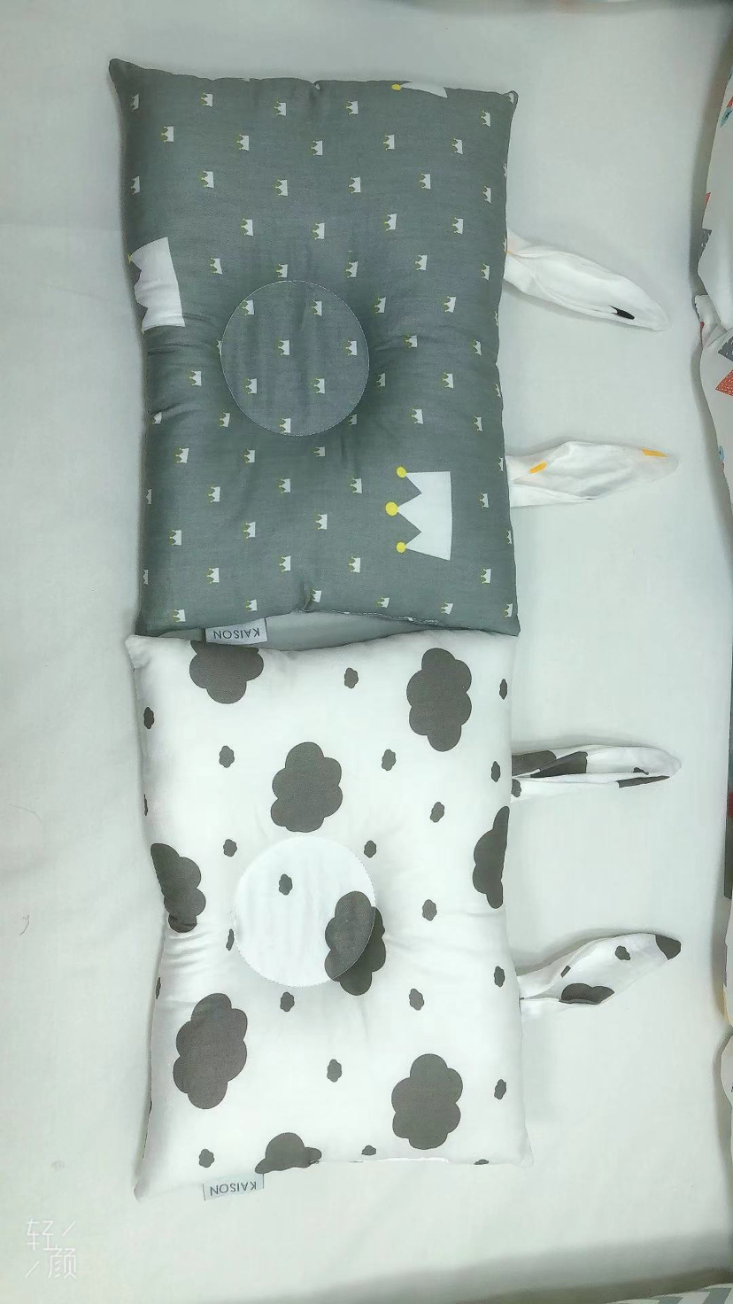 Almohada bebé conejo details Picture