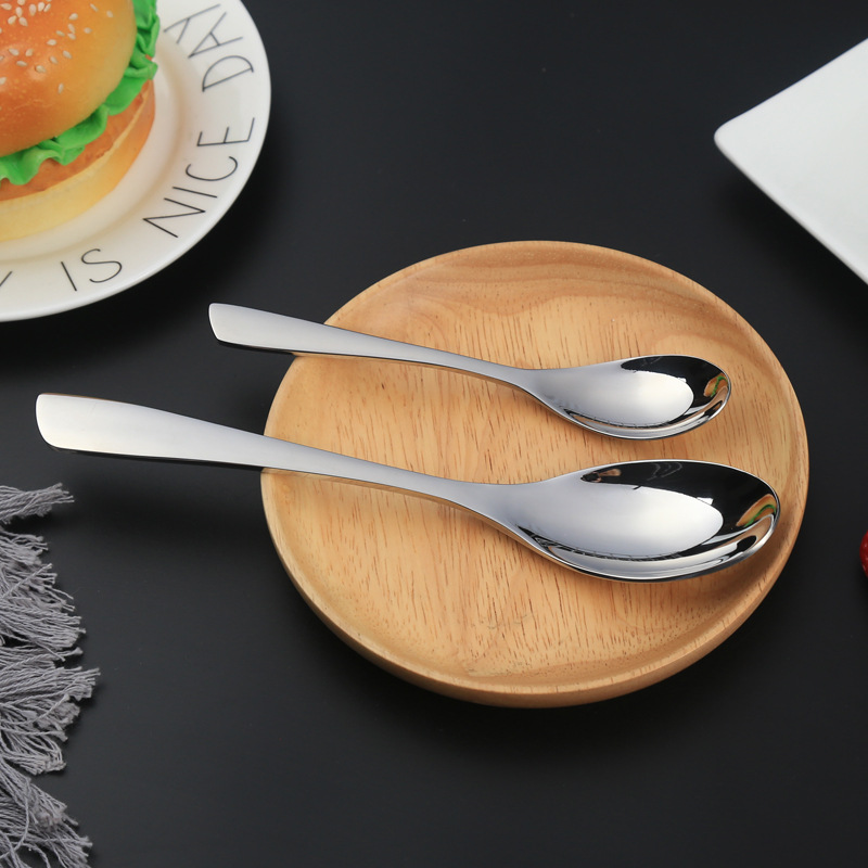 High-end hotel supplies: knives, forks, spoons, tableware, stainless steel Western knives, steak knives, four-piece set, gift customization, logo Specification image