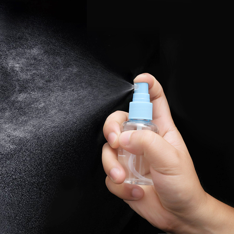 Cosmetic spray bottle 30/50/100ml portable hydrating fine mist spray bottle Cartoon small spray bottle transparent T Application Scenario