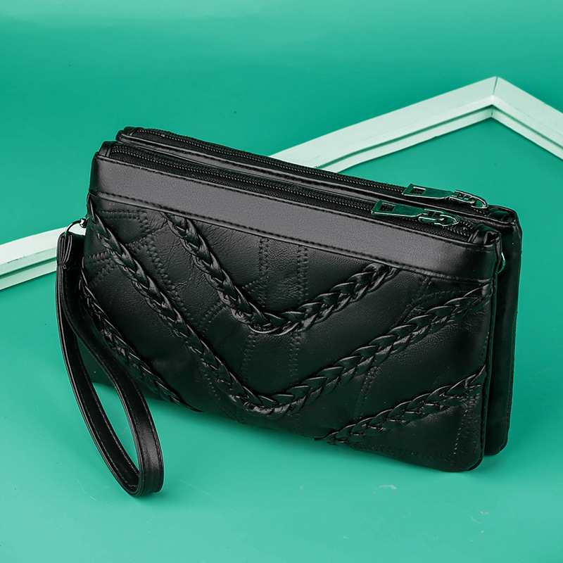 Cross-border trade soft leather sheepskin women's bag, small bag for women 2021 new Korean version middle-aged mom bag, single-shoulder crossbody bag Application Scenario