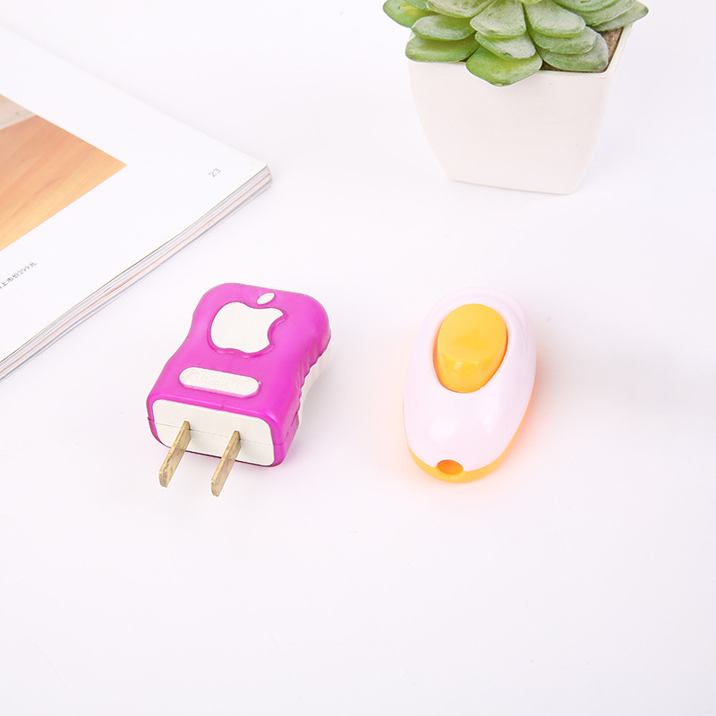 Factory direct sales of two-phase apple power plugs and bedside hand-held switches. Cost-effective and convenient combination. Two-yuan store supply details Picture