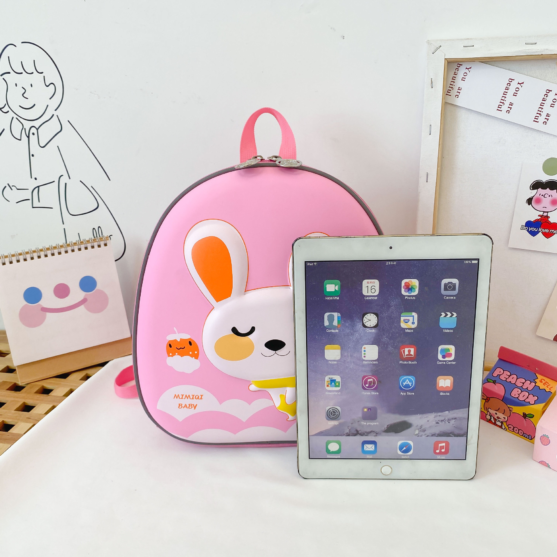 Lucky Little Pig's new eggshell bag, student bag, children's backpack, kindergarten school bag, anti-wandering and cute children's bag details Picture