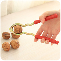 Red handle walnut clip iron walnut clip nut clip cracker cracker wholesale two yuan store sources