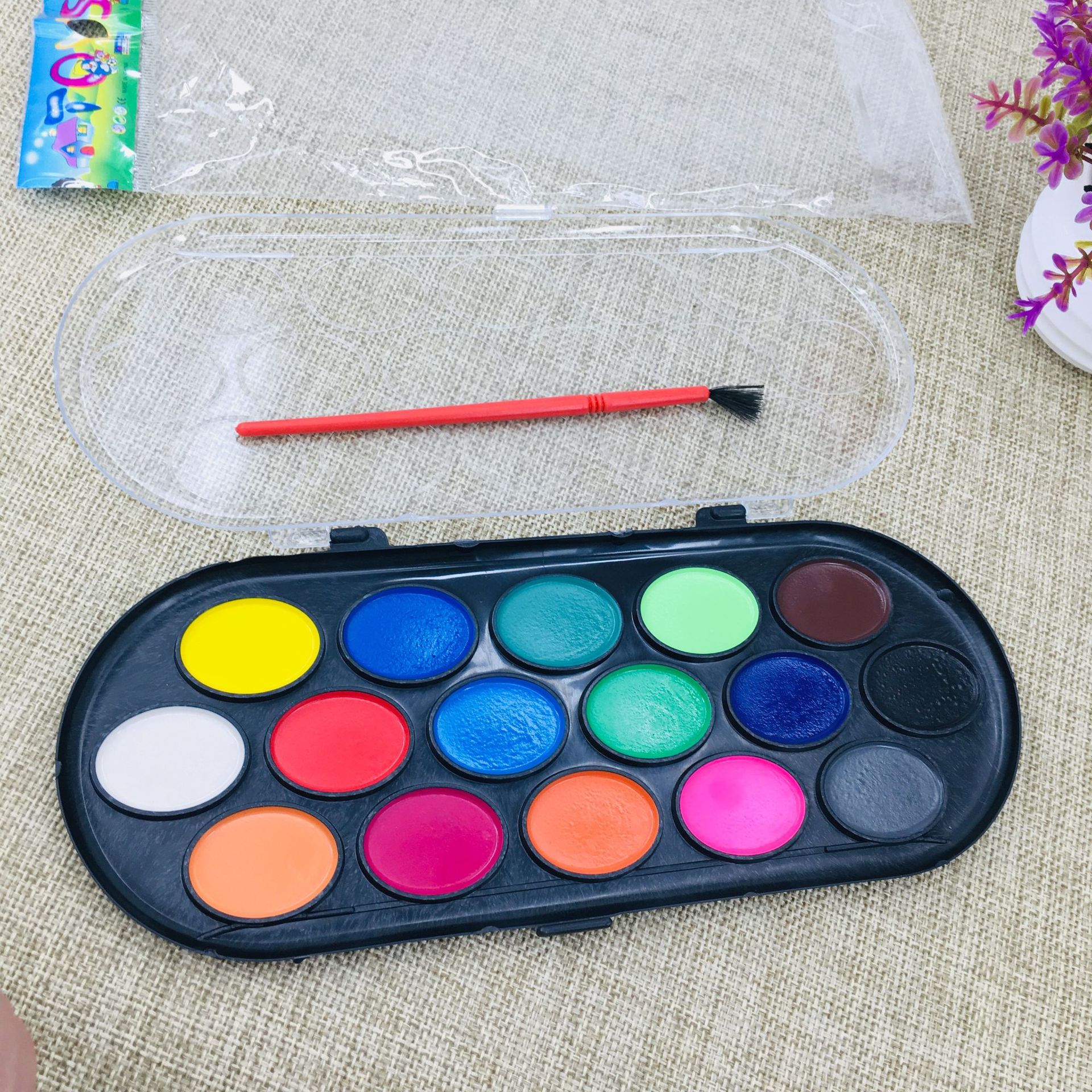 Factory direct sales of 16-color paint sets, solid paints, children's painting paints, pens, graffiti paintings, wholesale two-yuan supply full figure