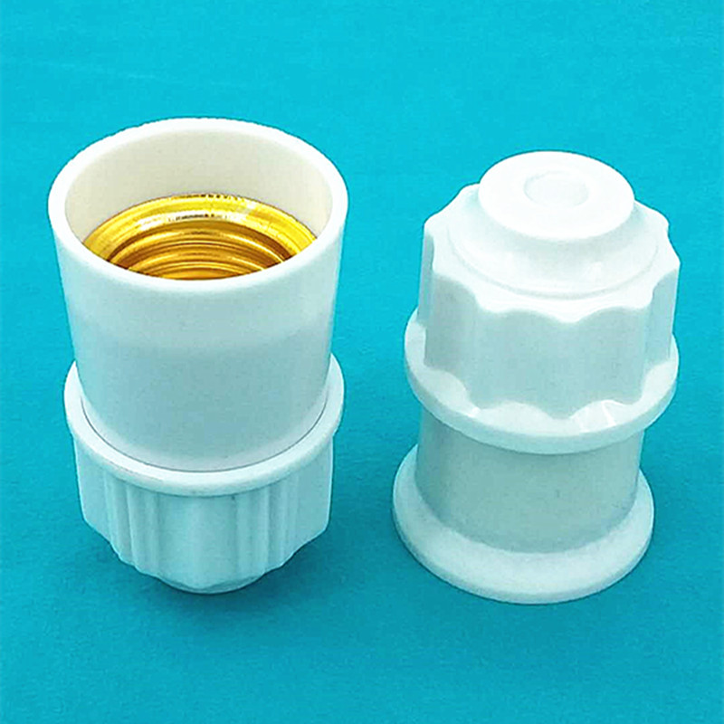 Factory direct sales of screw-type lamp caps and hanging lamp caps wholesale one-yuan store Application Scenario