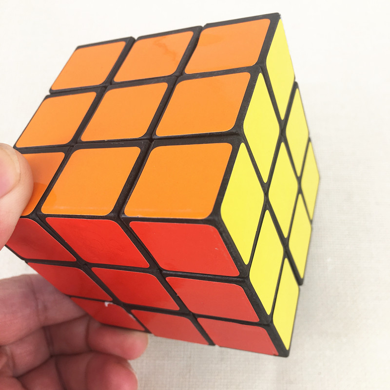 Factory direct sales of opp bagged 7.0 children's Intelligence Rubik's Cube 3x3 six-color Rubik's Cube children's toys Application Scenario
