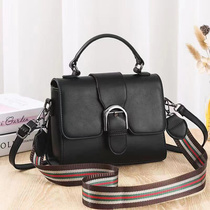 2026 Versatile cross-body bag New retro one-shoulder cross-body bag for women