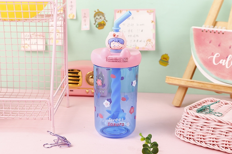 Stirring straw, shaking trend, Harajuku cartoon, ins, fashionable and cute, portable plastic girl, casual forest-style water cup Item Picture