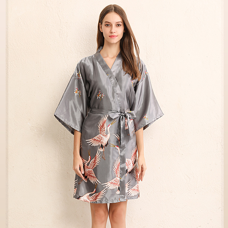 Bride's morning gown, woman's spring and autumn ice silk mid-length, bridesmaid group, wedding bathrobes, best friend silk bathrobes, summer sexy pajamas Specification image