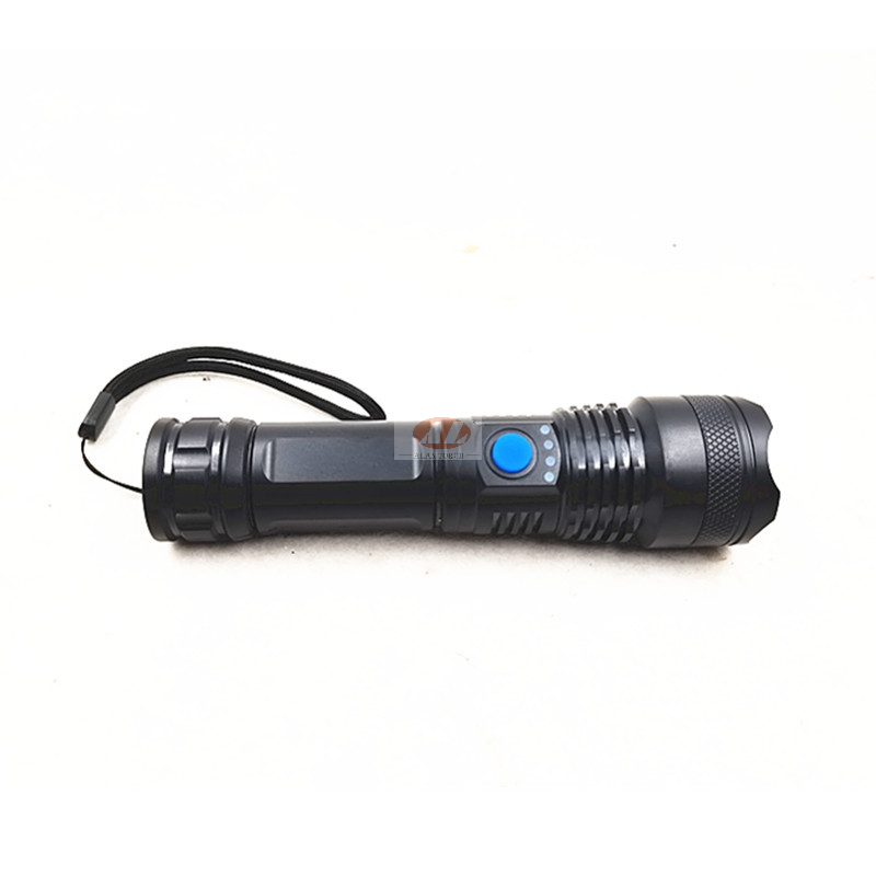 速卖通户外便携强光手电筒塑料USB充电OSL高亮移动电源LED手电筒详情图4