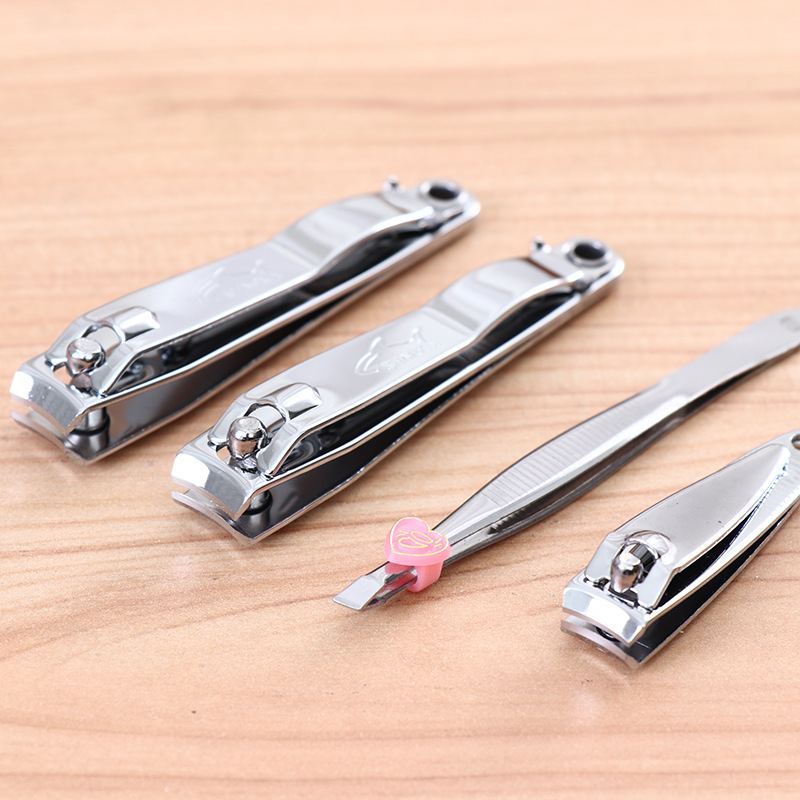 Factory direct sale: Bianxu 0340 stainless steel nail care set, nail clippers and tweezers 2-piece combination set details Picture