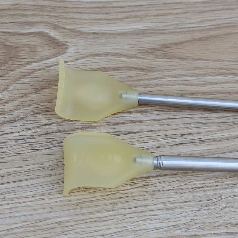 Venta directa de fábrica acero inoxidable retráctil no buscando cosquillas rascador rascador de cuatro secciones largo rascador details Picture