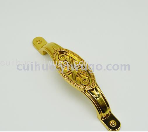 Modern cabinet drawer door handles, European-style furniture hardware handles, solid zinc alloy, simple and fashionable handles Application Scenario