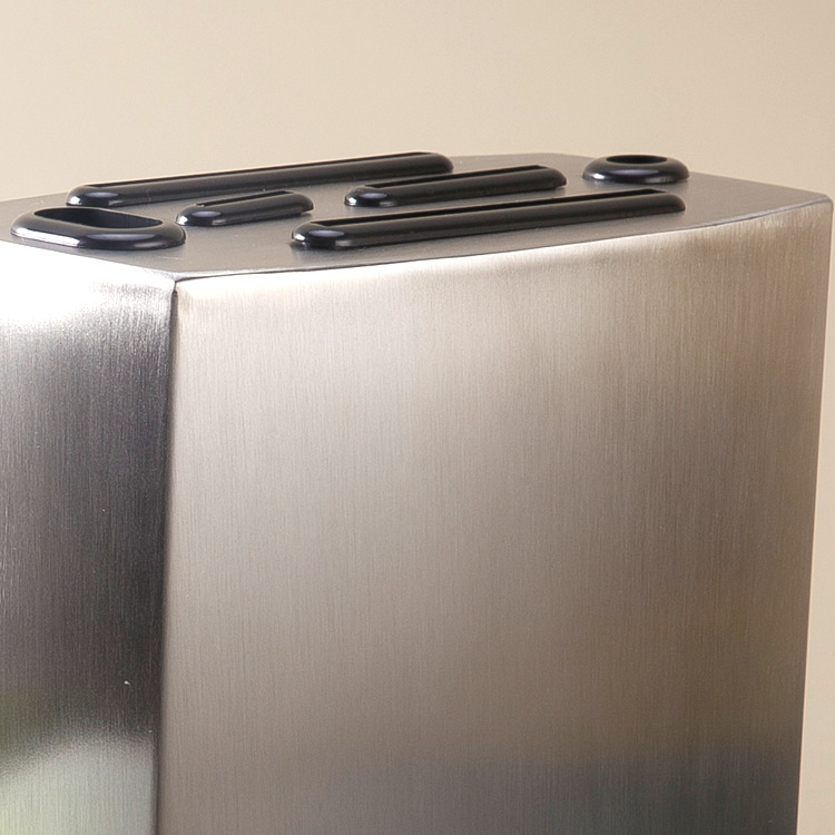 New stainless steel knife holder, stainless steel knife rack in stock, kitchen storage rack, steel base, factory five-hole stainless steel straight socket knife rack, 430 magnetic stainless steel +ABS kitchenware knife rack Application Scenario