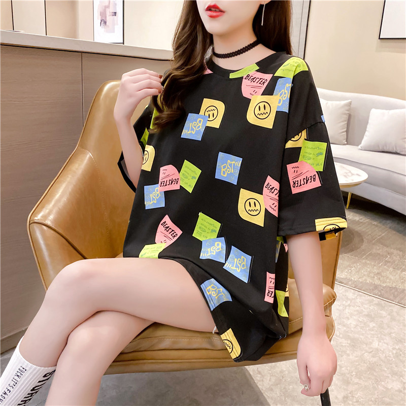 Wholesale summer new women's short-sleeved T-shirts, mid-length, loose, plus-size women's T-shirts, printed tops for women Application Scenario