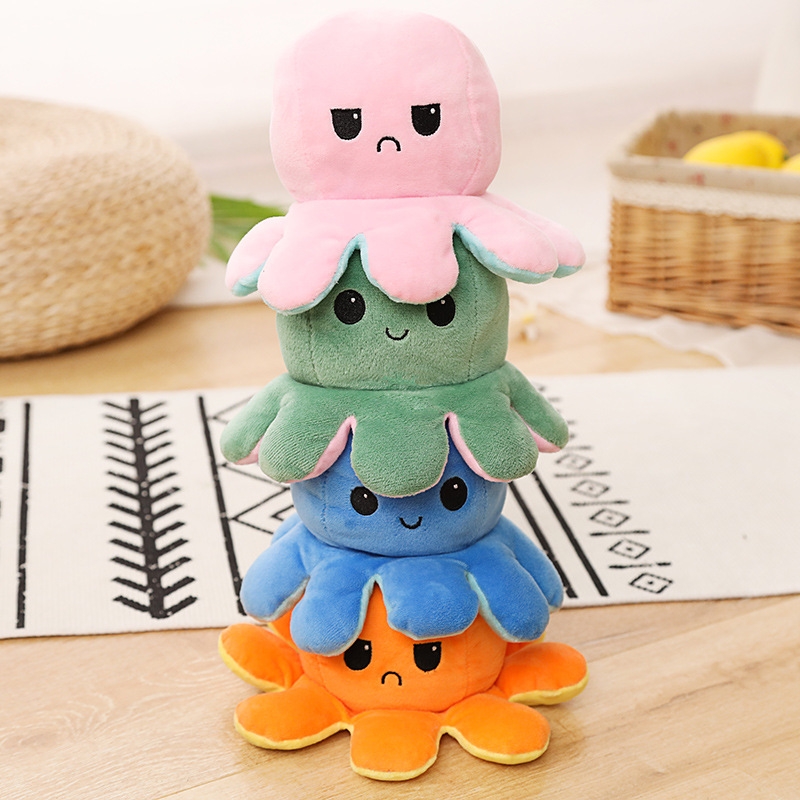 New flip octopus doll, flip octopus octopus plush toy, double-sided flip doll, reversible octopus Application Scenario