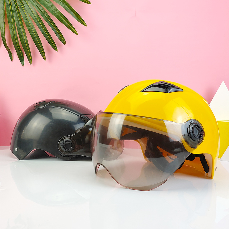 Four-season Harley-Davidson helmets, men's and women's electric bike helmets, electric bike summer helmets, autumn and winter helmets, bicycle safety helmets Application Scenario