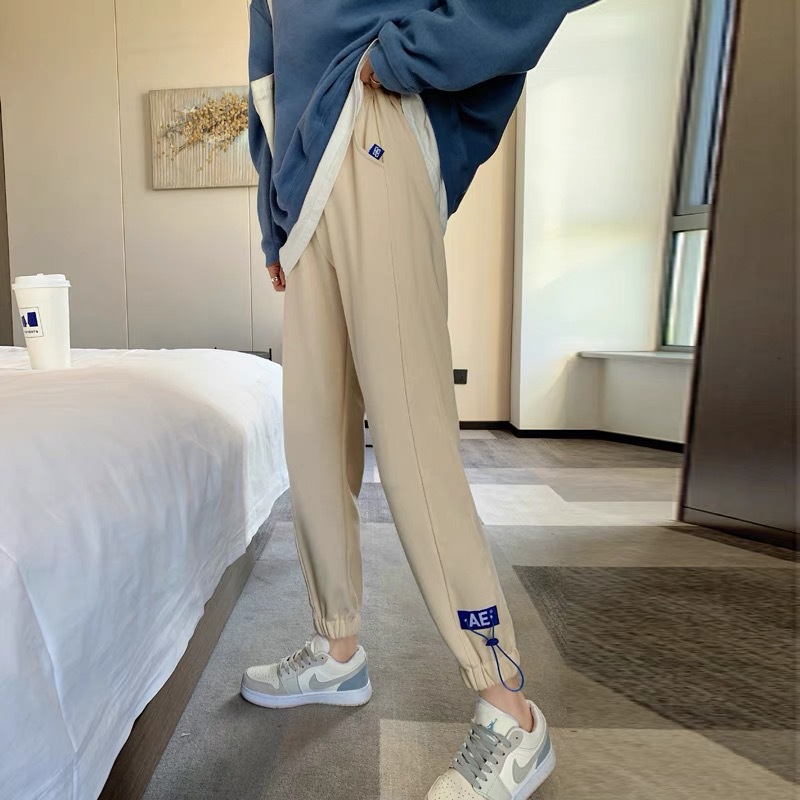 2021 new style sport pants for women: Loose and tight-fitting, suitable for spring and autumn commuting, slimming, versatile straight gray casual pants and sweatpants Application Scenario
