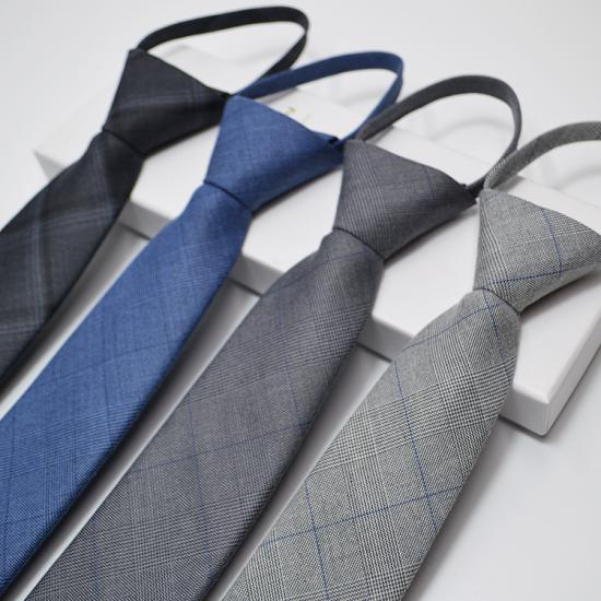 7CM new men's business casual zipper lazy tie, professional shirt tie Application Scenario