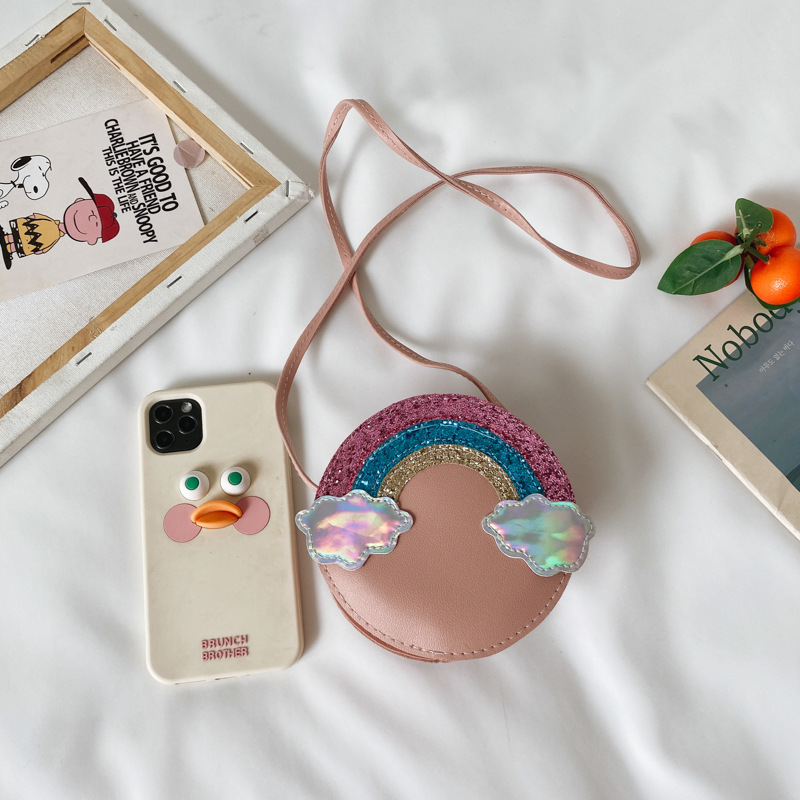 Baby crossbody bag 2021 New Trendy Korean version for boys, girls, princesses, personalized, fashionable and versatile rainbow mini single-shoulder bag Application Scenario