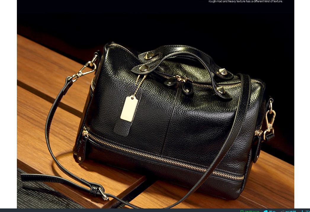 The 2021 new Boston women's handbag for autumn and winter in Europe and America, with a top layer, crossbody and single-shoulder pillow bag Specification image