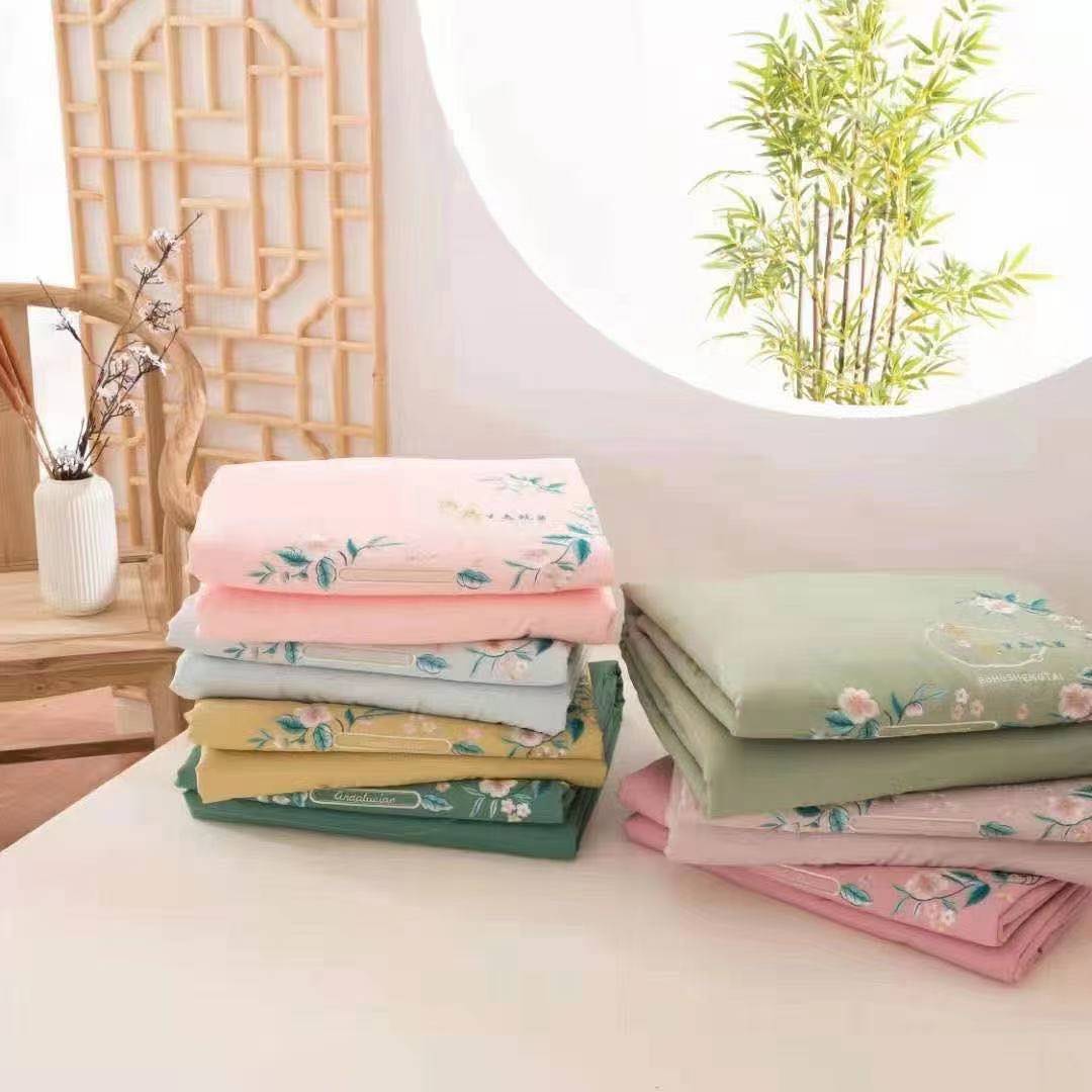 Summer solid color mint air conditioner quilt, summer cooling quilt, spring and autumn thin style washable, summer quilt core
