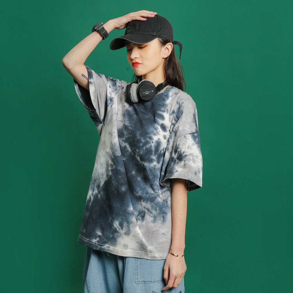 In-stock 2021 summer ins tie-dyed loose and trendy short-sleeved T-shirt for women and couples, a versatile and casual half-sleeved top details Picture