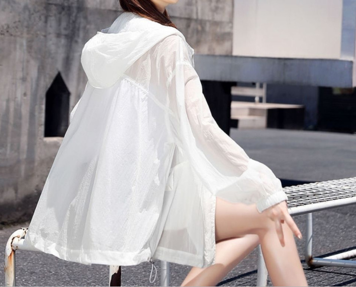 Thin sun-protective shirt 2021 Summer new style hooded mid-length sun-protective clothing for women long-sleeved breathable seaside cardigan light jacket Application Scenario