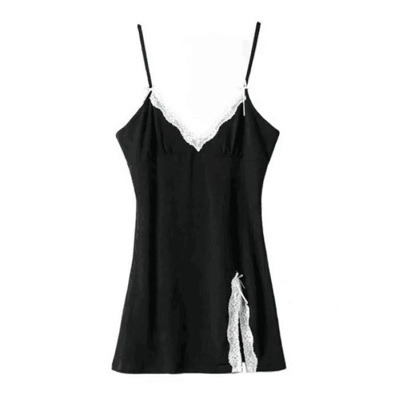 The base dress is a popular autumn and winter fashion trend. It is paired with lace for a slimming and form-fitting look. The slit is a clever backless halter for women in summer Item Picture