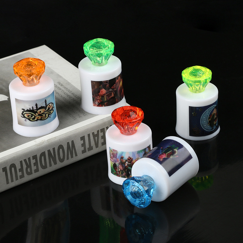 Proposal electronic candles, led candle lights, wedding and wedding celebration love candles, decoration props, plastic led candles wholesale Application Scenario
