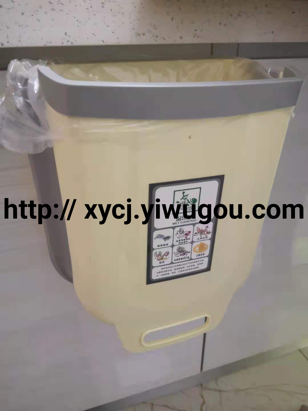 New wall-mounted folding trash can details Picture