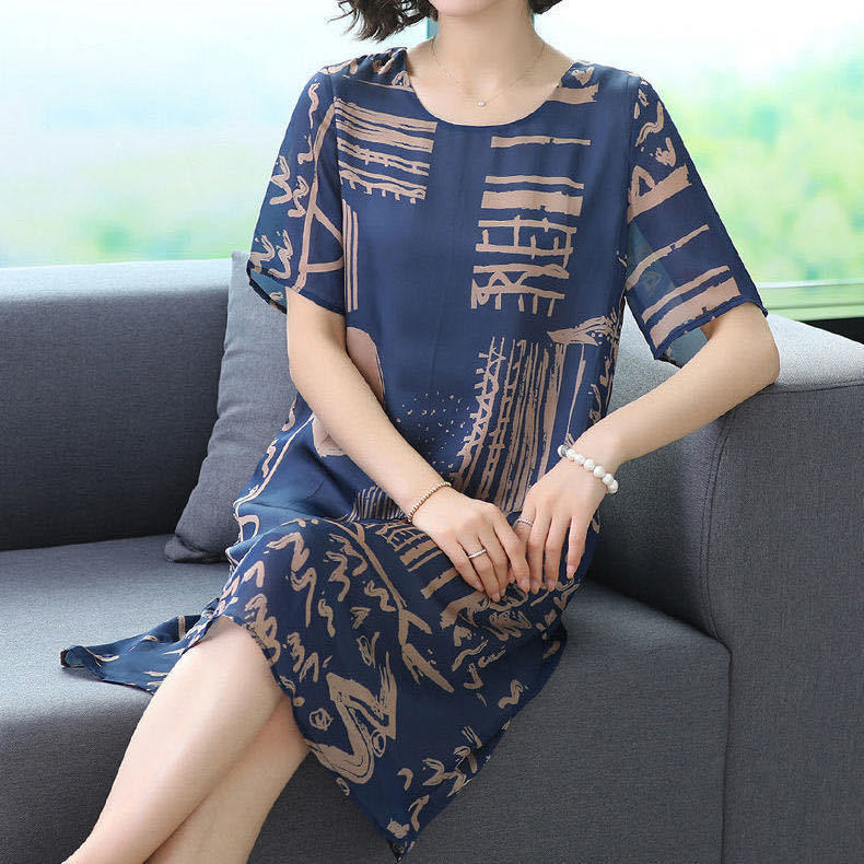 The 2021 Ice Silk Summer dress, an improved version of the knee-length long dress, is a new summer dress trend for middle-aged and elderly women