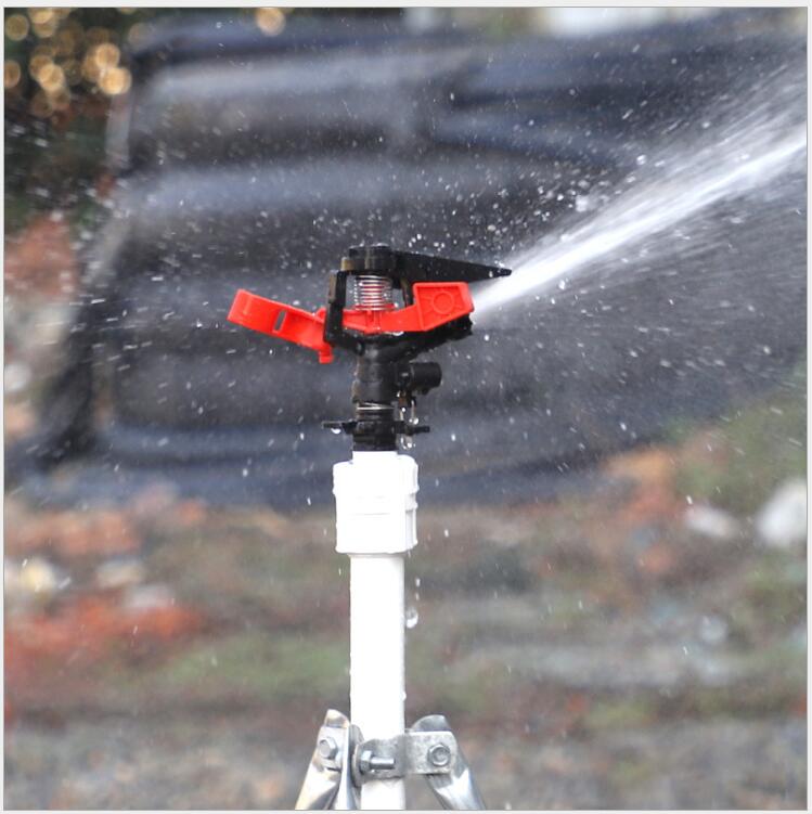 Plastic swing arm rotary sprinkler, adjustable lawn sprinkler, imitation Leo lawn nozzle, water-saving irrigation Application Scenario