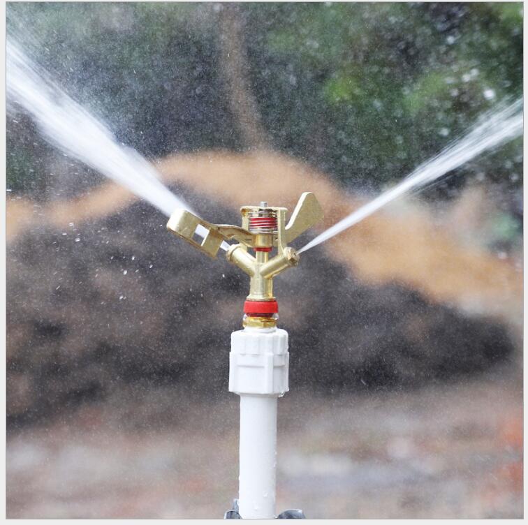 4-point DN15 zinc alloy rotating double spray 360-degree swing arm metal sprinkler for lawn and garden irrigation Application Scenario