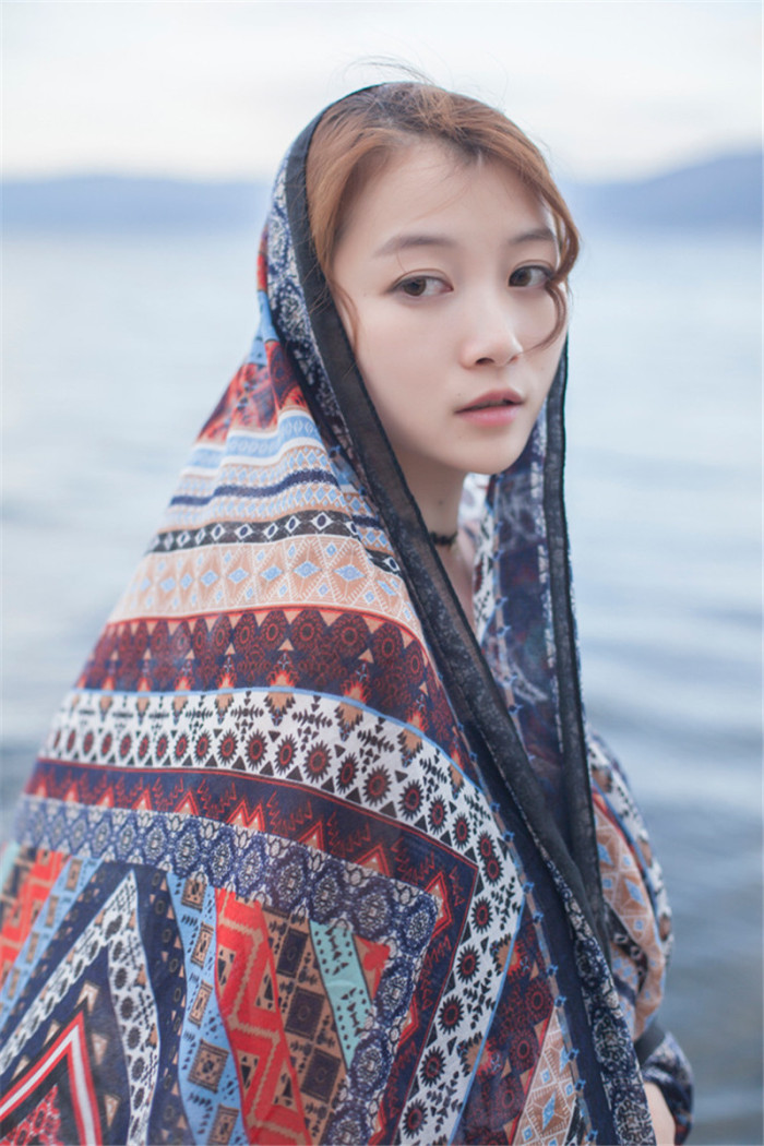 Retail 90*180 ethnic cultural cotton and linen vacation sun protection scarf, shawl, beard, Sky Mirror