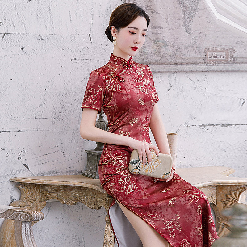 Modified version cheongsam dress young girl new retro Chinese wind cheongsam in the long elegant temperament