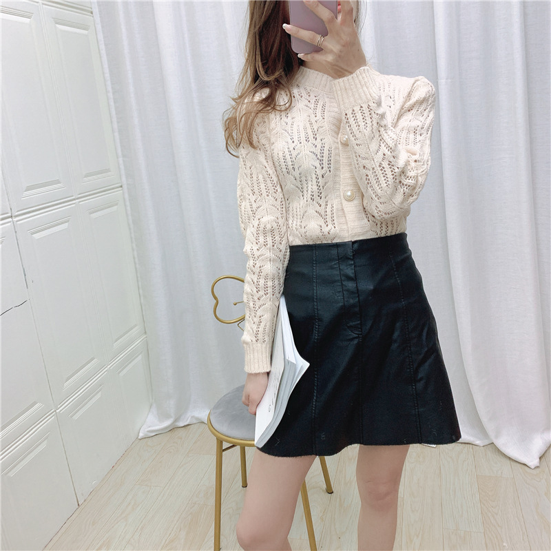 Hong Kong-style retro dreamy knitted sweater, cut-out mohair spring chanel-style top, casual French pearl button cardigan details Picture