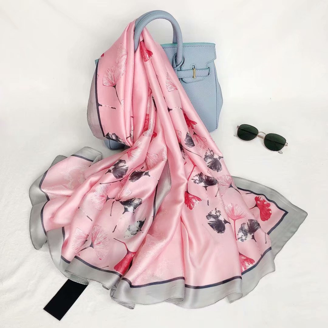 Korean satin 90*180 silk-like long scarf, scarf, beach scarf, shawl, hair service, ginkgo leaf Application Scenario